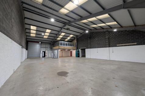 Denham Court Brunel Drive Newark 17.jpg