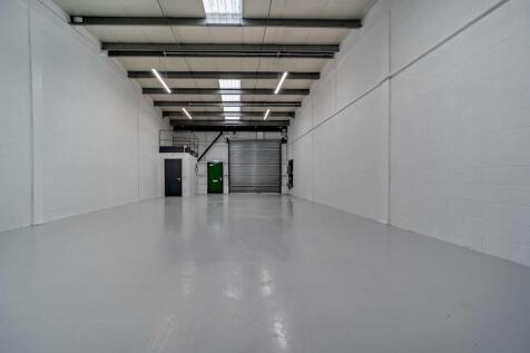 8633502interior15800.jpg