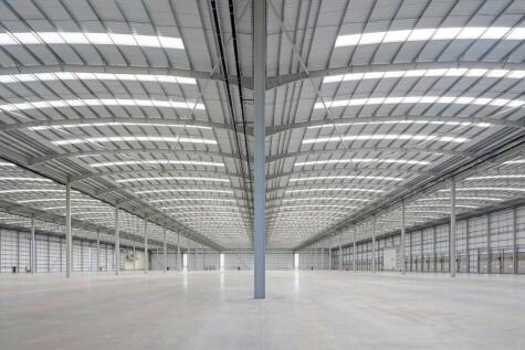 LincolnGreenWayDoncasterSYKDoncaster420SubstantialWarehouseSpace16LargeHighDefinitione .jpg