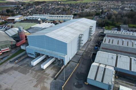 Waterside Hadfield  Image 2.JPG