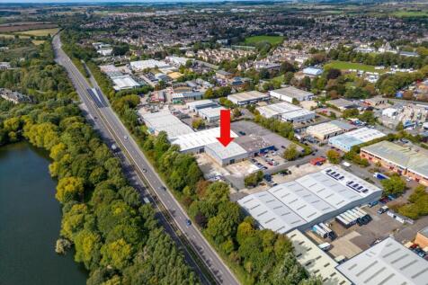 Unit 6 Witan Park Aerial with Arrow.JPG