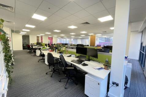 Office 1.JPG