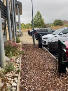 Electric charge points  Photo 2.jpg