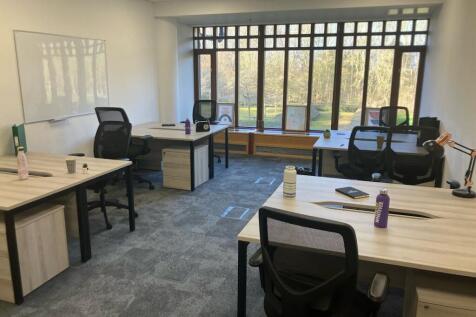 Lynch Wood Peterborough Figflex Office 6.jpg