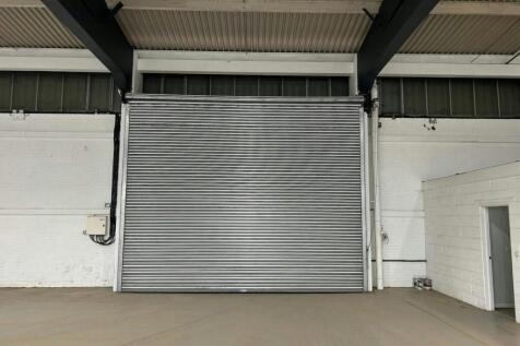 67bc06b852f06e7b6f95e31e7e36d641rollershutters.j