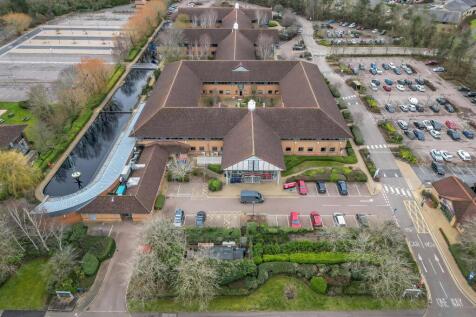 Fountain Court 004.jpg