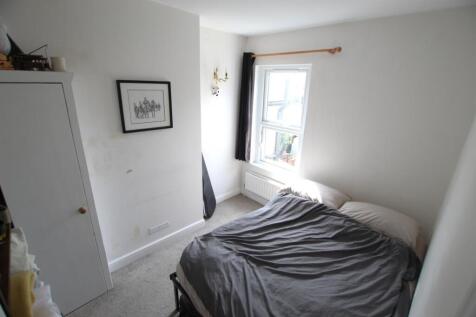 Bedroom 2.JPG