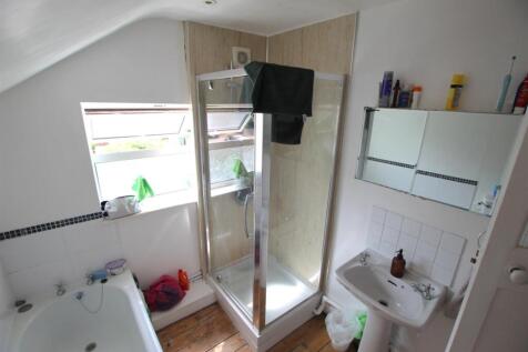 Bathroom alt.JPG