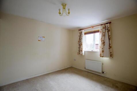 Bedroom 2.JPG