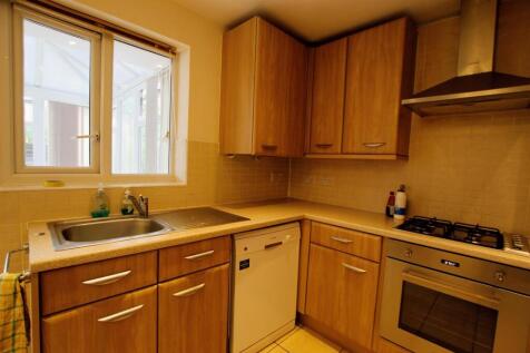 Kitchen alt.JPG