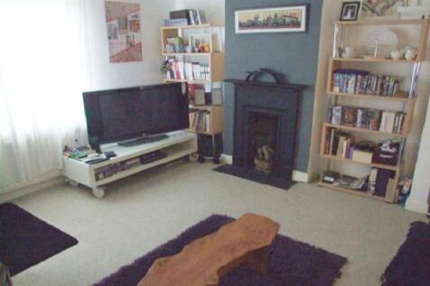 LivingRoom2.JPG