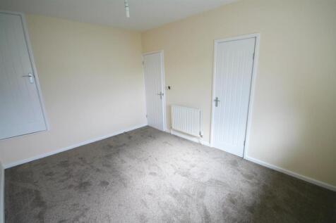 Master bedroom alt.JPG