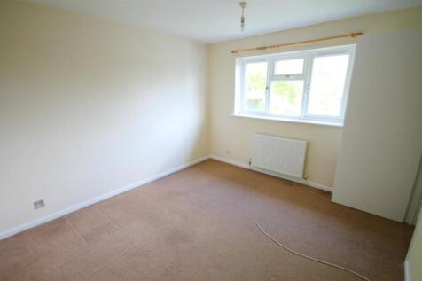 Bedroom 2.JPG