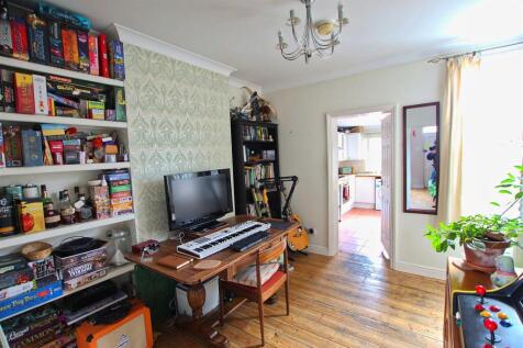 Dining room.JPG