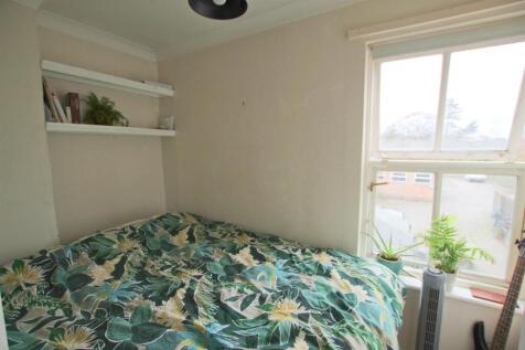 Bedroom 2.JPG