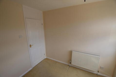 Bedroom 2 alt.JPG
