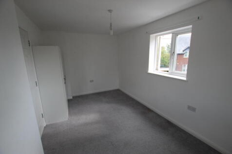 Bedroom 1.JPG