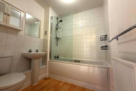 Bathroom.jpg