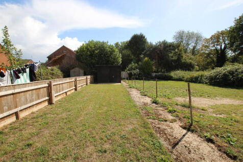 Rear garden.JPG