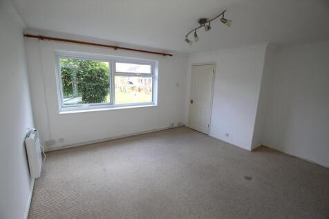 Living room alt.JPG