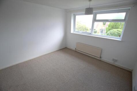 Bedroom 1.JPG