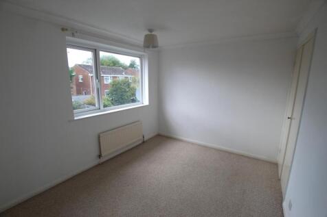 Bedroom 2.JPG