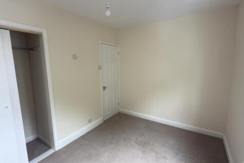 Bedroom 1 alt.JPEG