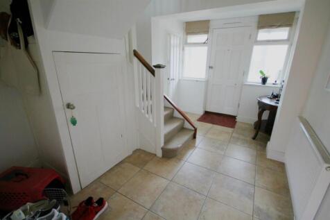 Entrance Hallway.JPG