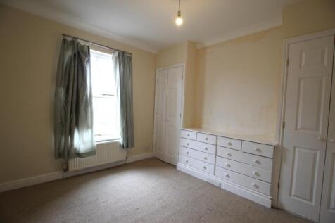 Bedroom 1.JPG