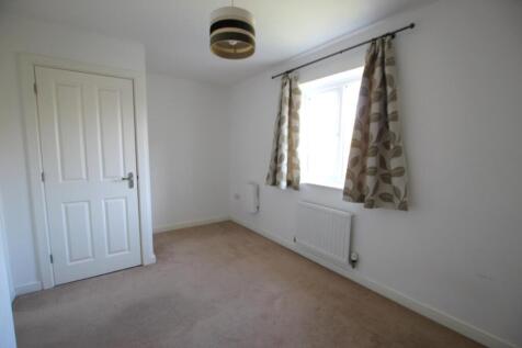 Bedroom 2.JPG