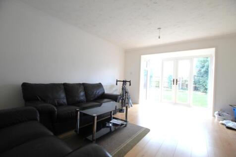 Living room.JPG