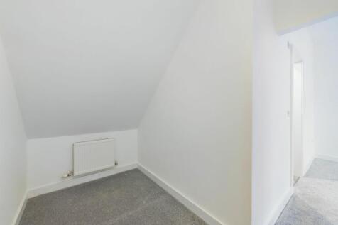 DRESSING ROOM