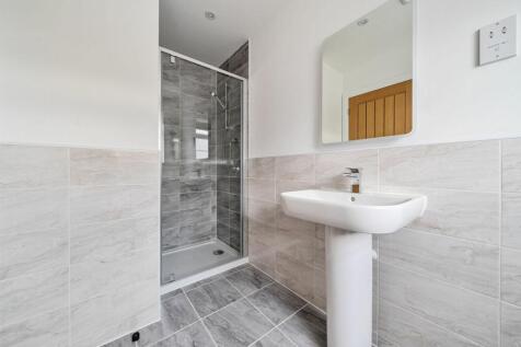 Bedroom Two Ensuite