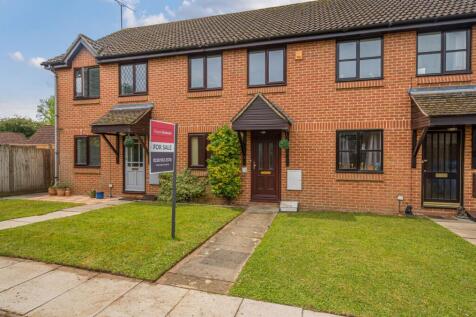 Trefoil Close