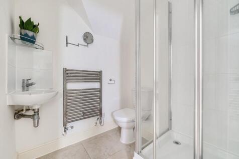 Bedroom Two Ensuite