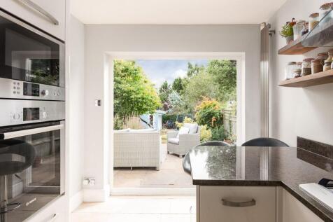 Breakfast Bar and outlook