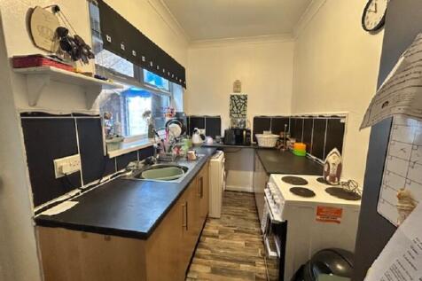 Open -Plan Kitchen/Entertaining Area
