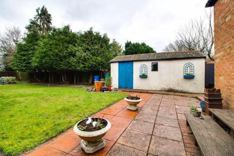 Detached Garage