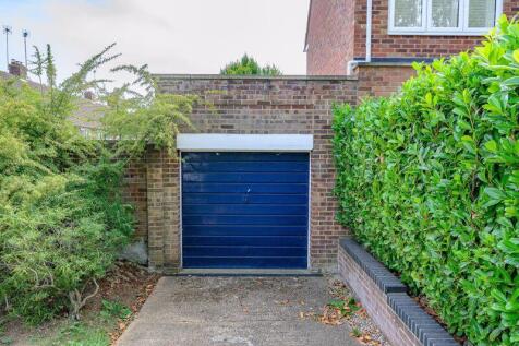 Garage &amp; Parking