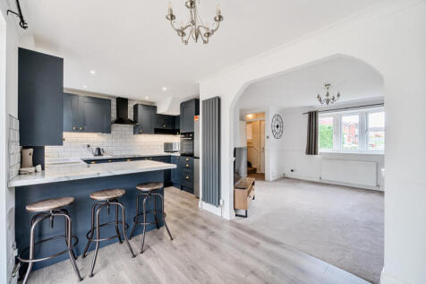 1370561-6-68f7896...