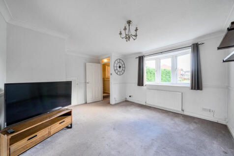 1370561-9-68f789a...