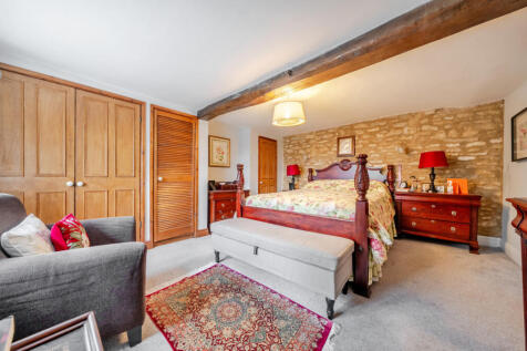 1382063-4-691d9e8...