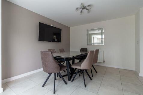Dining-room-1.jpg