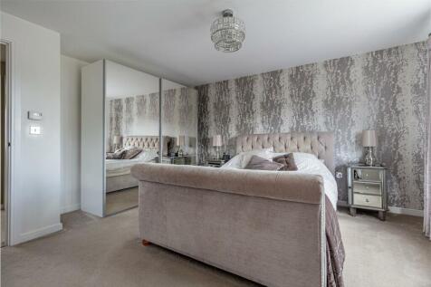 Bedroom-1-4.jpg