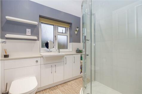 Bathroom-1.jpg