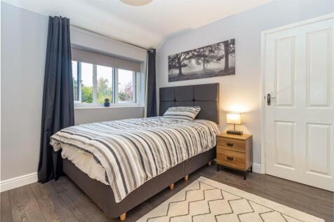 Bedroom-2-2.jpg