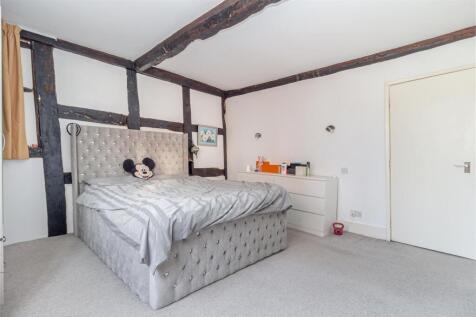 Bedroom-1-2.jpg
