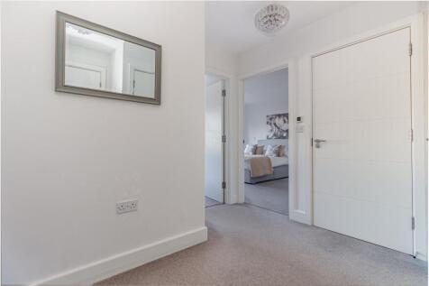 Hallway-1.jpg
