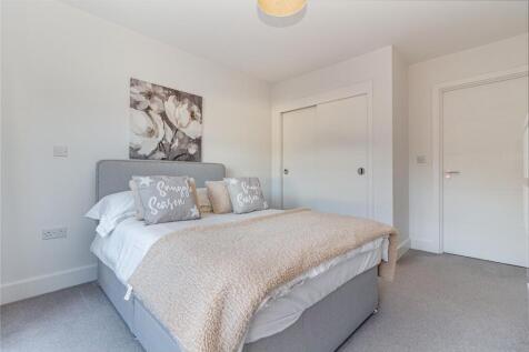 Bedroom-1-3.jpg
