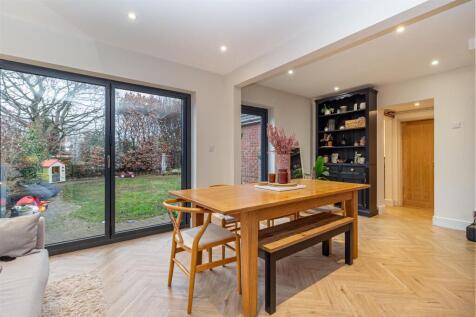 Dining-room-1 14.jpg